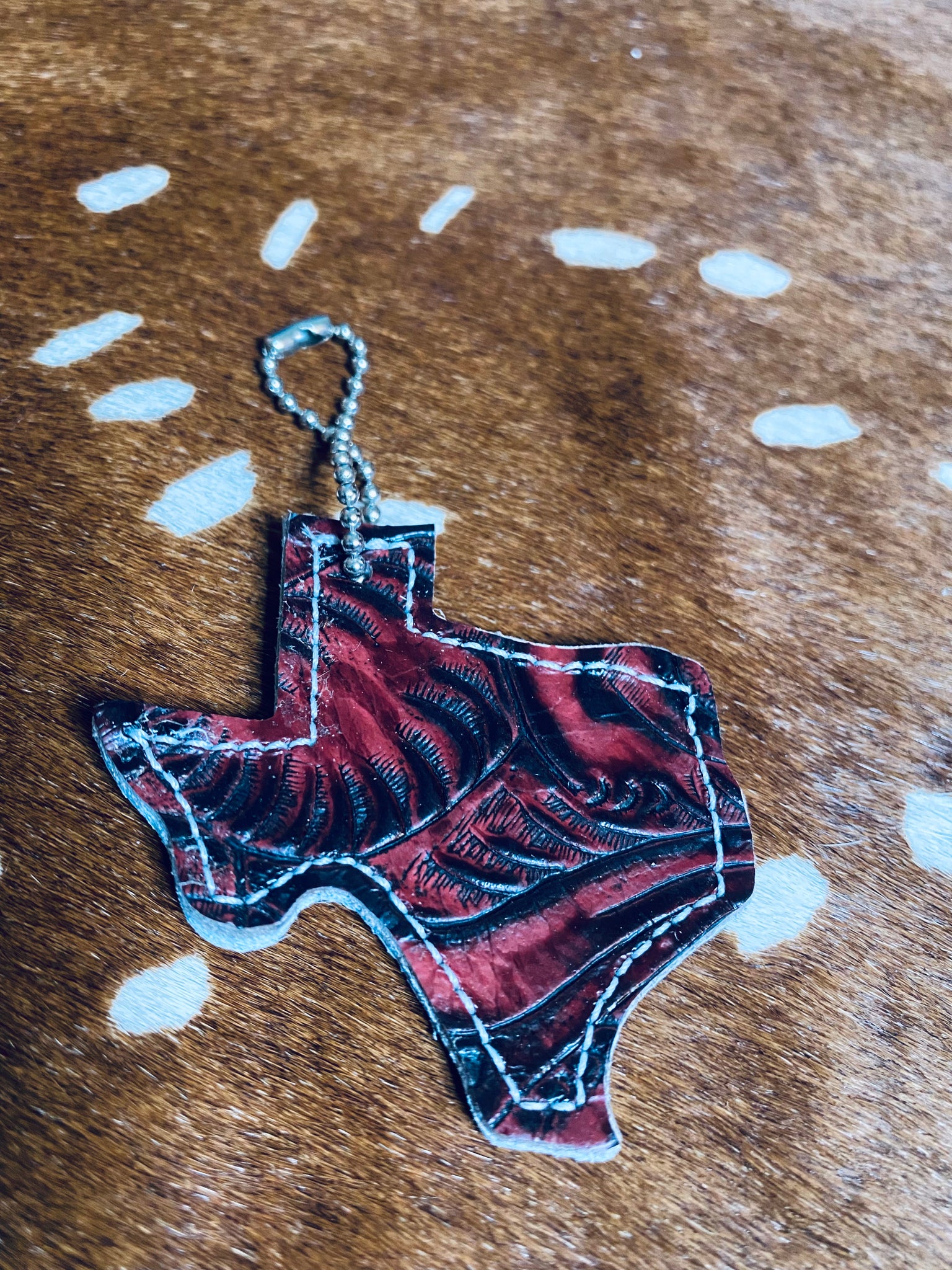 Mini Texas Hide Keychain - Red Tool
